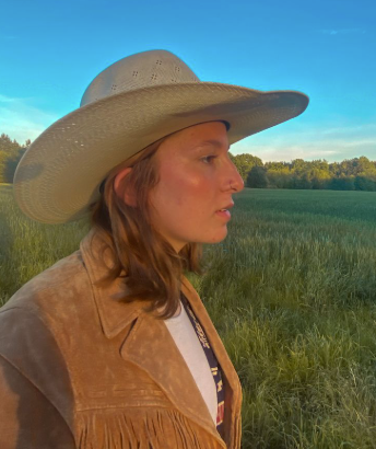 <em><strong>Emily R.</strong></em>