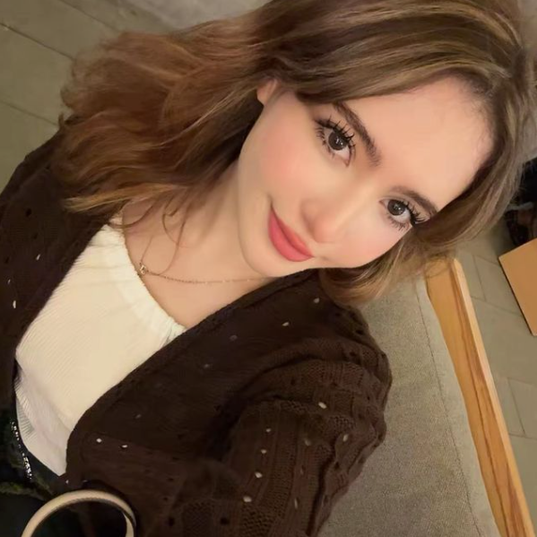 <em><strong>Olivia K.</strong></em>